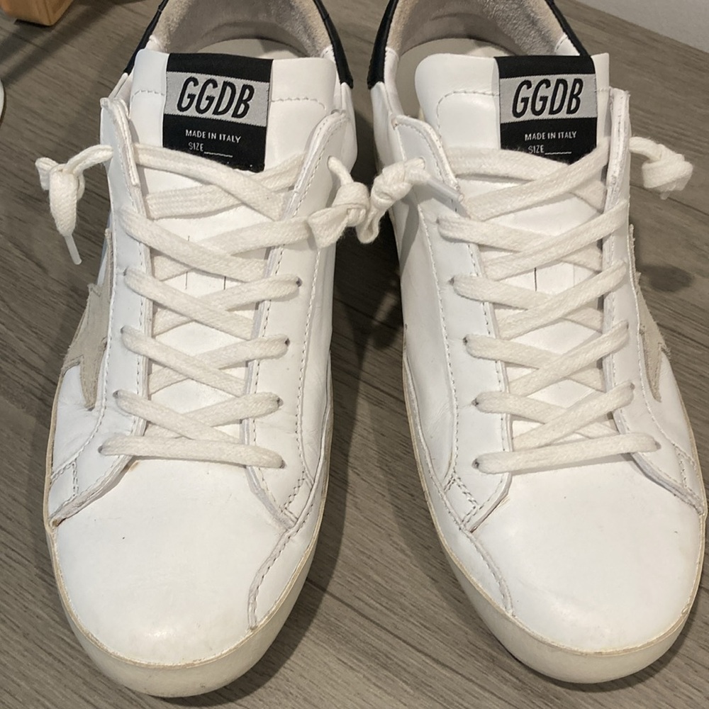 🌊Authentic NWOT Golden Goose Superstars Size 41🌊 - Picture 7 of 10